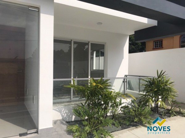 Unidad nueva de construcción moderna. — foto 2