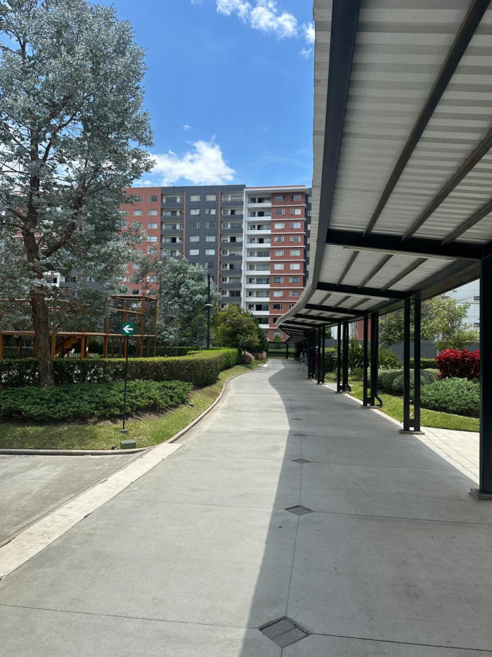 Apartamento Nuevo en Renta en Zona 14 - Miniatura 7