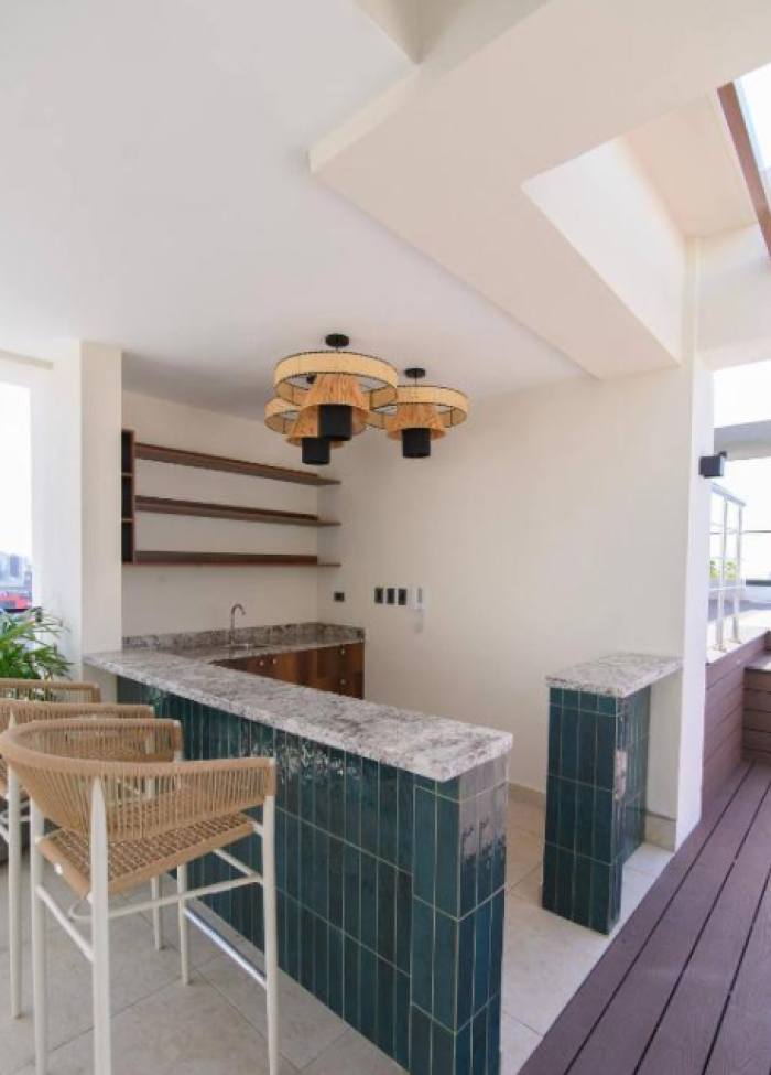 Renta de apartamento nuevo en Evaristo Morales - 4