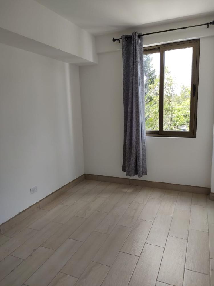 APARTAMENTO EN RENTA EN EDIFICIO VIDALI, ZONA 5