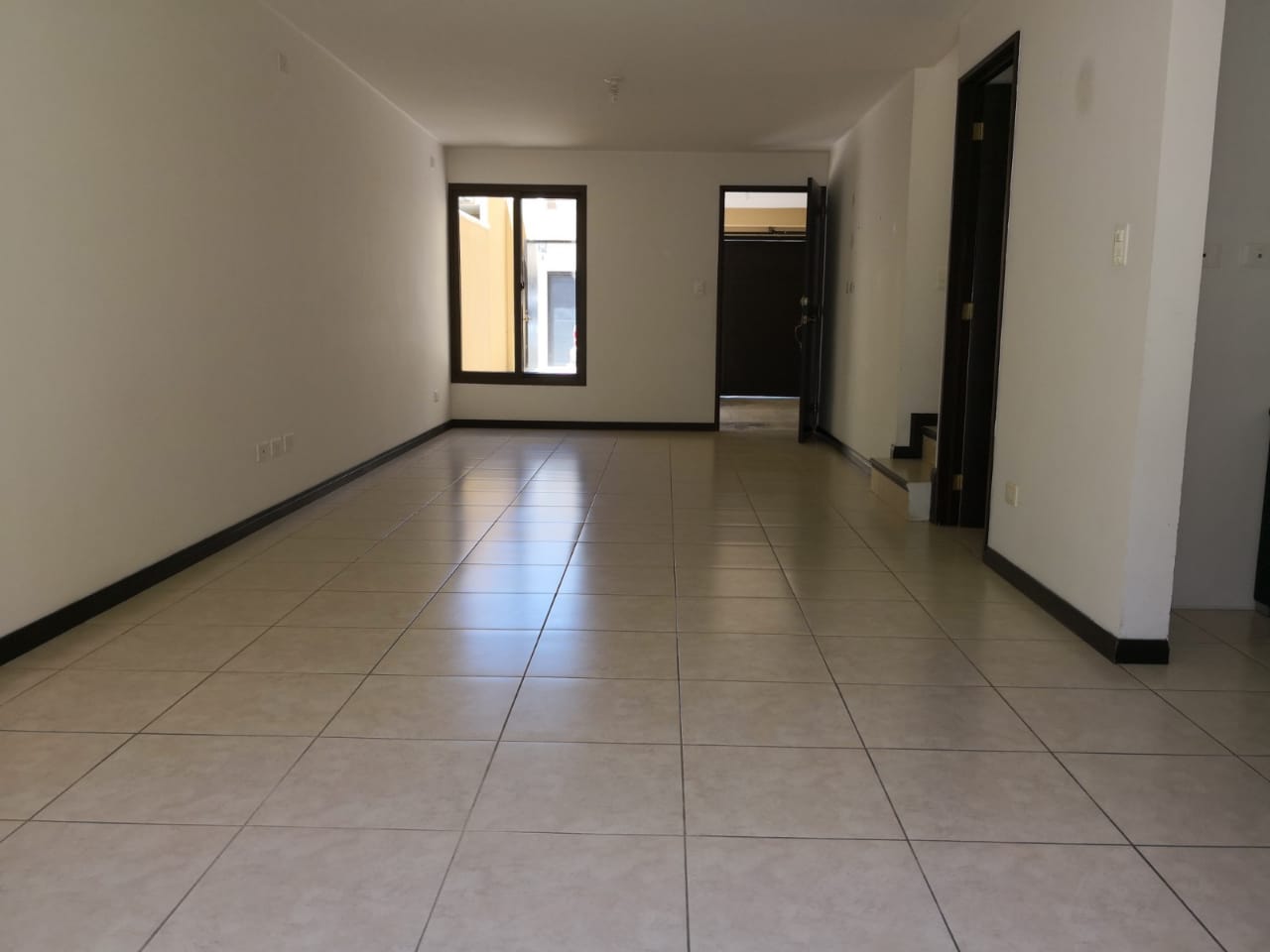 Linda casa en Remate en Cumbres de la Arboleda — foto 6