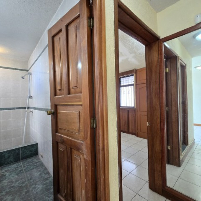 Casa en Venta Lomas de San Jacinto Zona 10 de Mixco - Miniatura 21