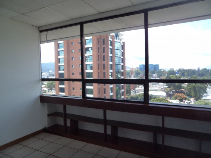 Nivel completo de Oficinas en alquiler en zona 10 - Miniatura 3