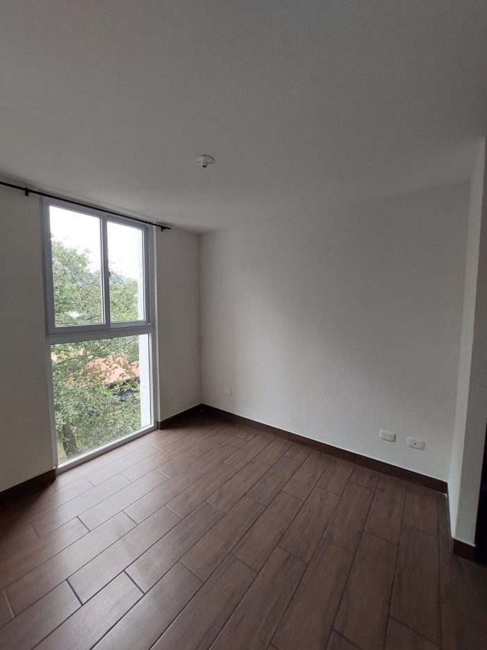 Apartamento Económico en Venta en Zona 10 Mixco — foto 5
