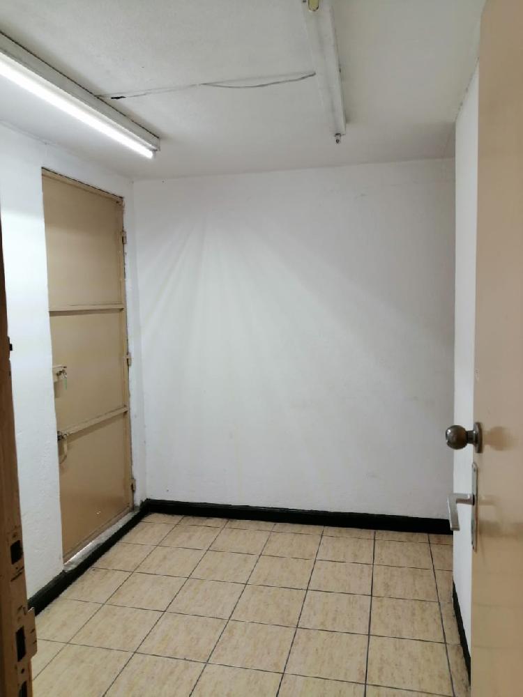 Plus Real Estate renta casa comercial en zona 9 - 5