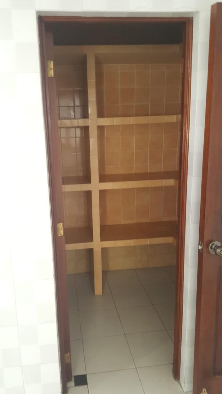 Amplia casa en renta o venta La Cañada zona 14, Ciudad - Miniatura 7