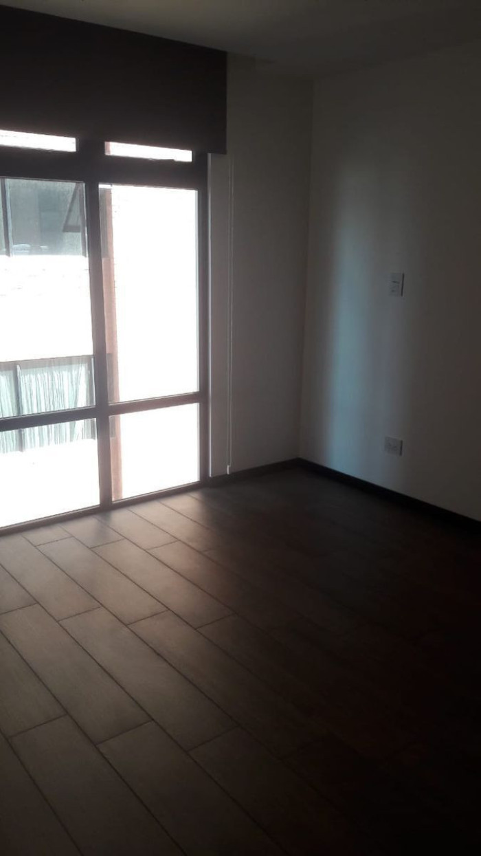 APARTAMENTO IQ10 - ZONA10 - Image 4