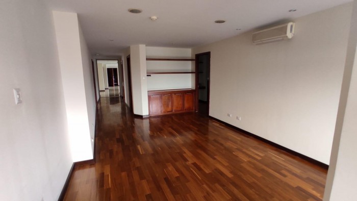 Rento apartamento en zona 10 — foto 2