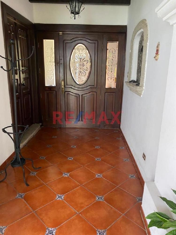 Casa Amueblada en Venta Panorama Antigua Guatemala — foto 3