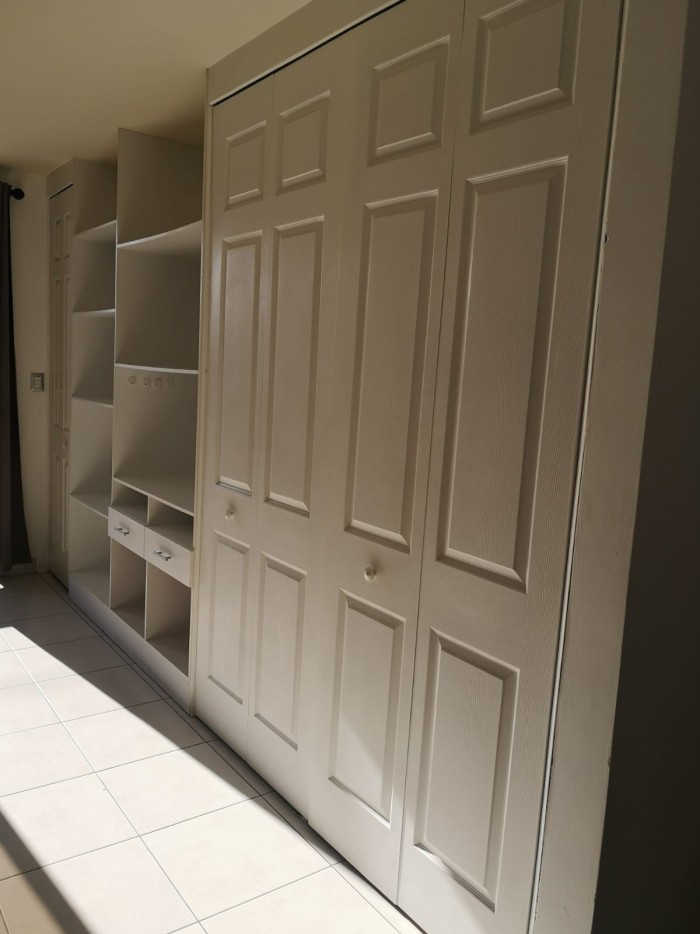 Apartamento en zona 10 cerca Los Proceres - Image 4