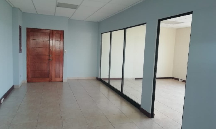 OFICINA COMERCIAL EN RENTA, ZONA 13 — foto 2