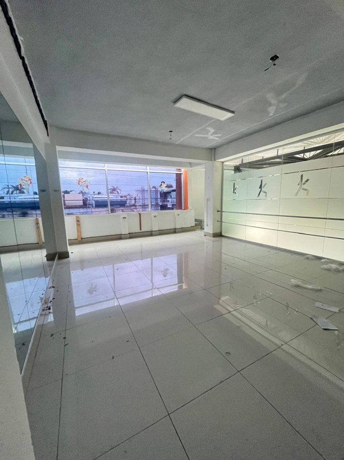 Local comercial en alquiler en 2do nivel La Castellana - 7