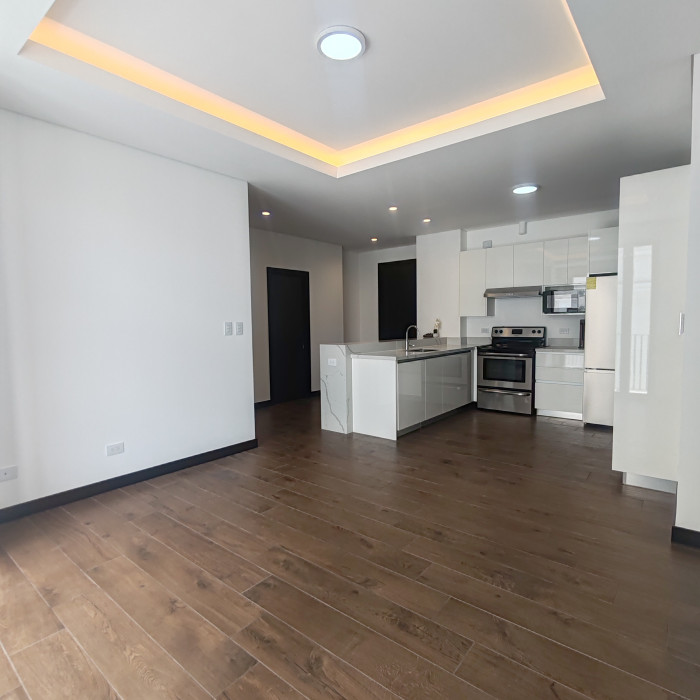 Apartamento en renta en Lirios de Cayala zona 16 - Image 3