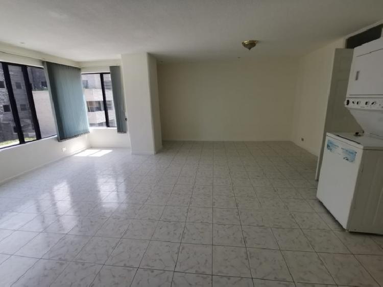 Rento bonito apartamento en zona 10