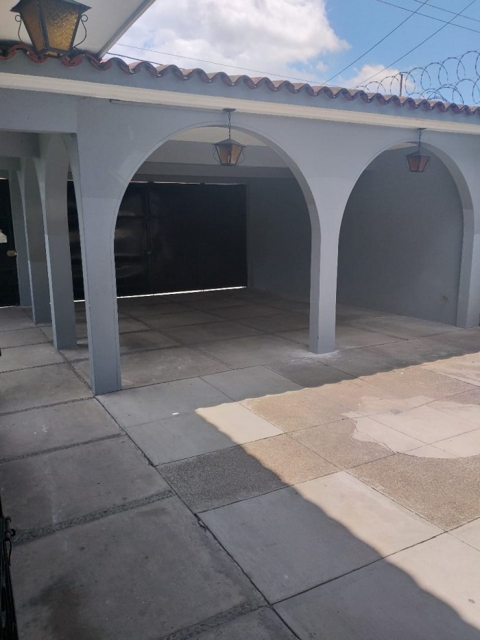 Rento casa comercial en excelente ubicación de zona 13 — foto 12