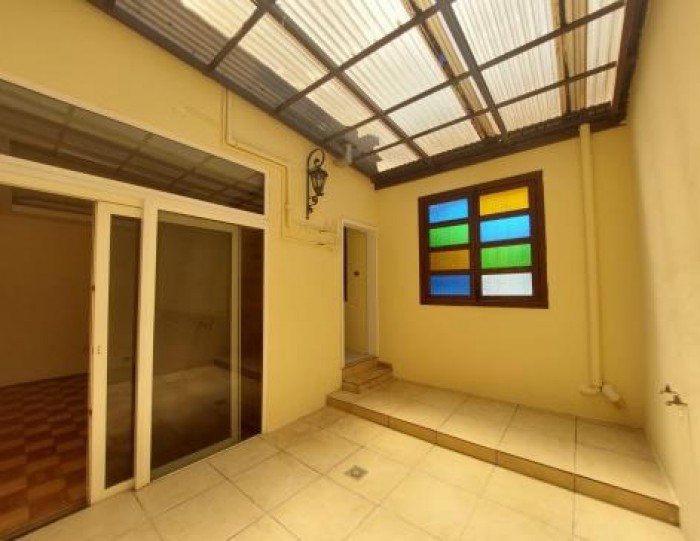 CITYMAX Vende casa en Lujoso Condominio de Mixco Zona 7 - Image 3