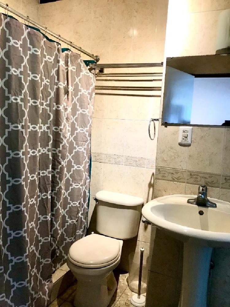 APARTAMENTO EN RENTA EN EDIFICIO VISTALAGO, ZONA 13 — foto 2