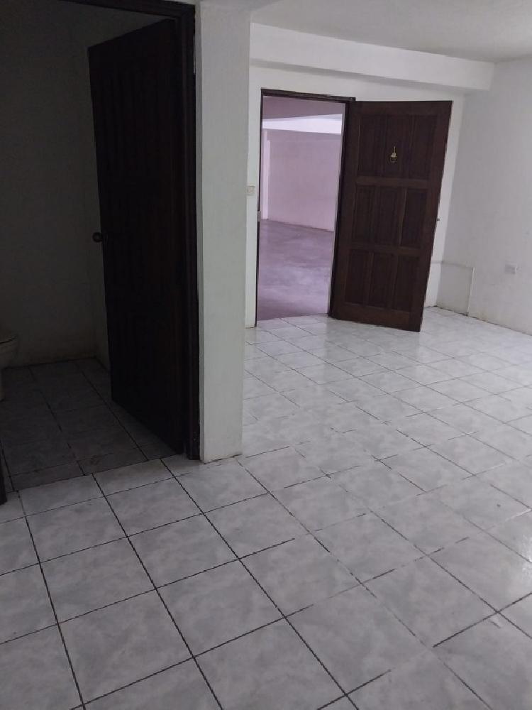LOCAL EN RENTA SOBRE AGUILAR BATRES/MUNDO INMOBILIARIO — foto 3