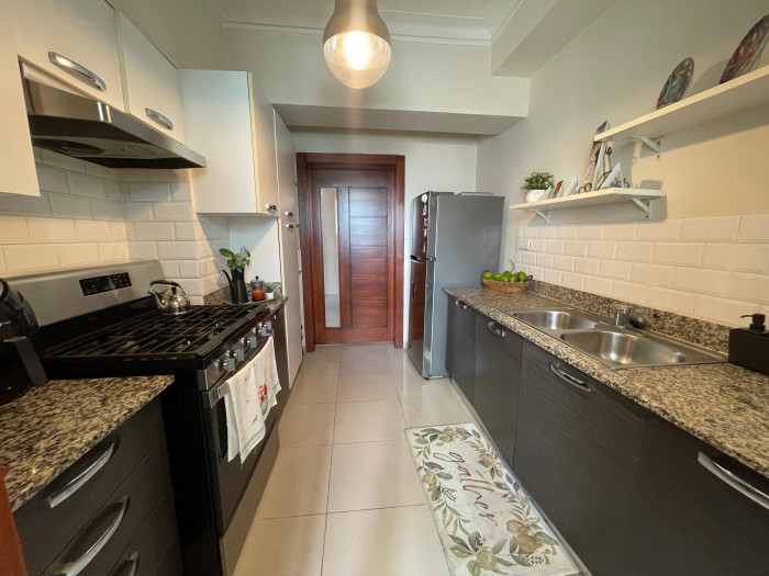 Apartamento Amueblado en Renta, en Evaristo Morales - 9