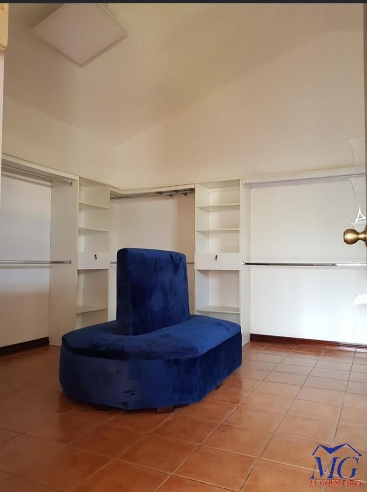 Casa en renta en zona 14, — foto 2