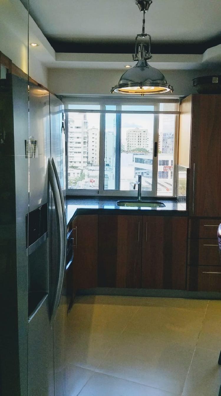 Lujoso apartamento en renta amueblado en Piantini — foto 13