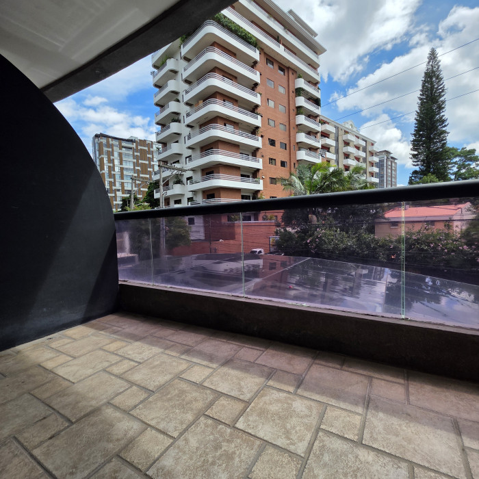Apartamento En Renta en Zona 10 Altos De Santa Clara - 6