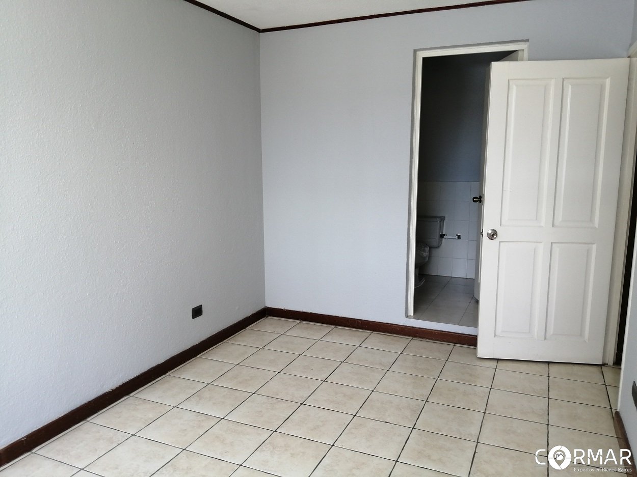 Apartamento en alquiler, zona 14 - Miniatura 8