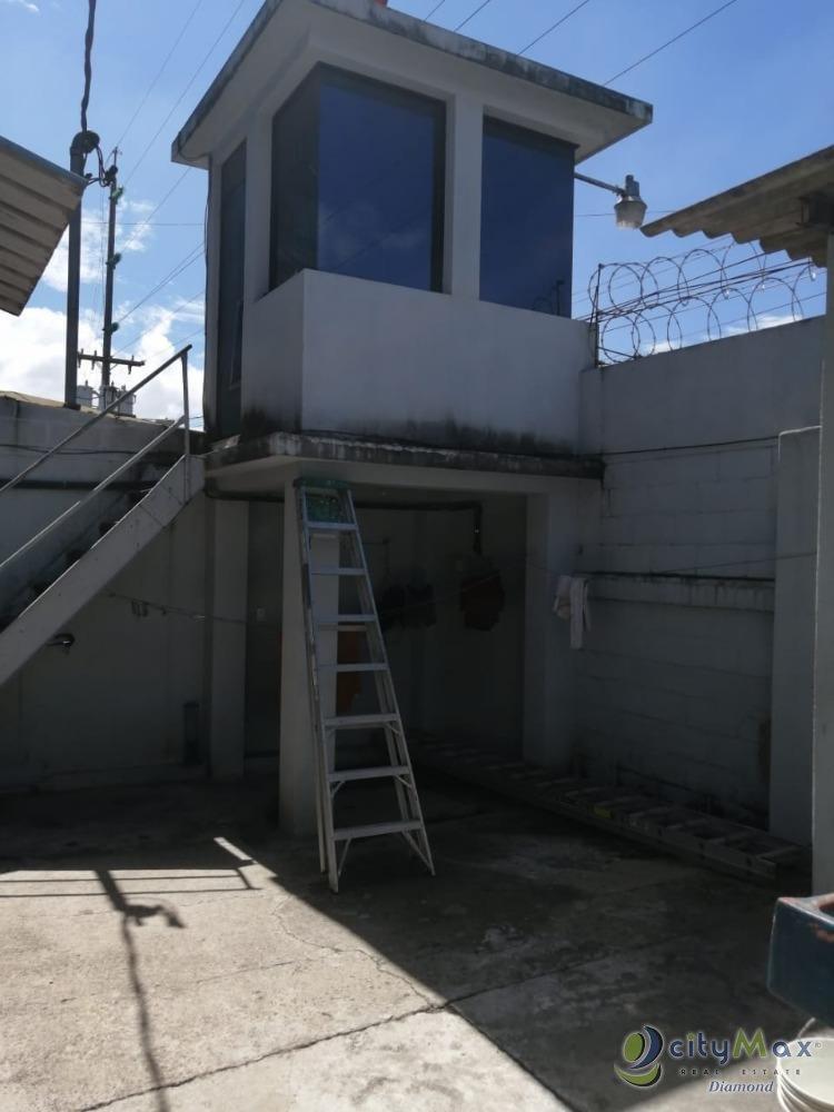 Ofibodega en Renta en Zona 12 - Miniatura 8