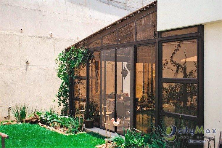 Venta de linda casa en zona 16 - Miniatura 7