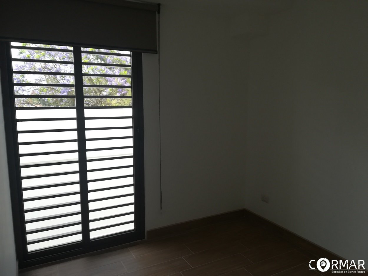 Apartamento en alquiler, zona 14 GARCES DE LA VILLA - Miniatura 8