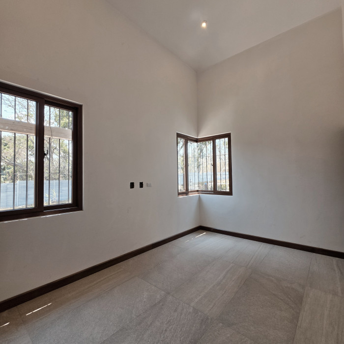 Apartamento en venta en exclusivo residencial - Image 3