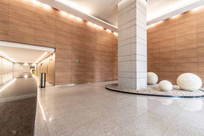 Oficinas en obra gris sobre paseo de la Reforma — foto 9