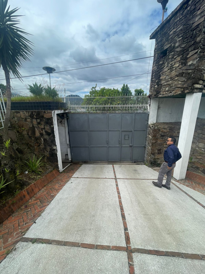 Casa en venta carretera al Mayan Golf Club Villa Nueva - Miniatura 17