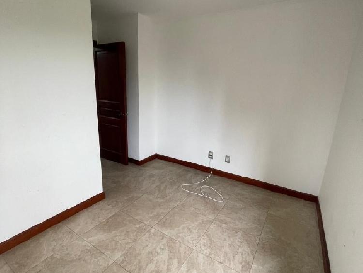 APARTAMENTO EN RENTA EN ZONA 14 — foto 5