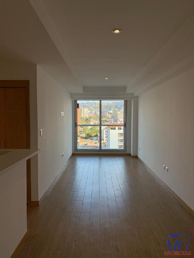 REMATO APARTAMENTO EN ZONA 10 CITYHAUS