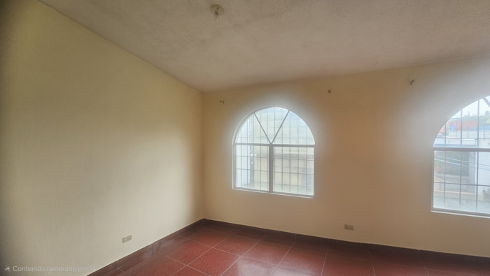 RENTO CASA USO COMERCIAL O VIVIENDA EN ZONA 12 — foto 6