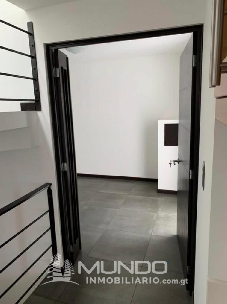 CASA EN VENTA PARA ESTRENAR EN ZONA 14/MI