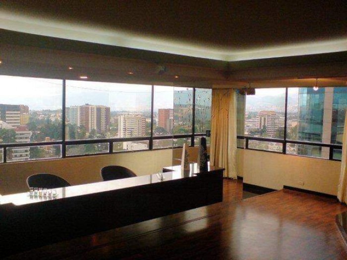 VENDO O ALQUILO PENTHOUSE EN VILLALBOSQUE ZONA 14 — foto 4