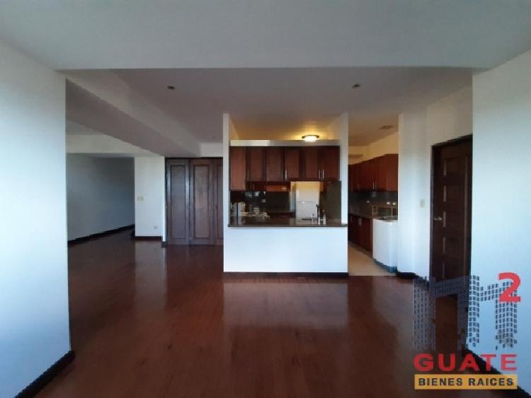 Apartamento de 122 m2 de construcción en Venta, Zona 15