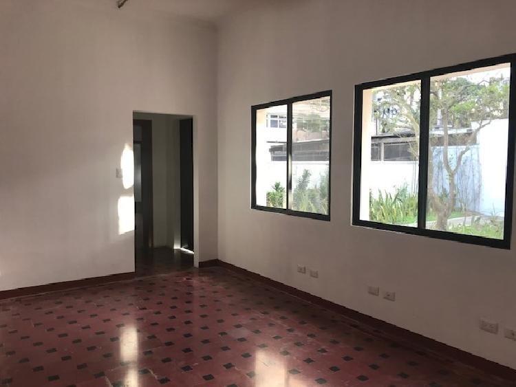 Propiedad comercial en Renta en zona 10 Guatemala - Miniatura 10
