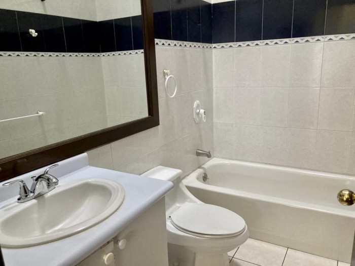 Apartamento en venta Vista al Bosque, zona 15. - Miniatura 14