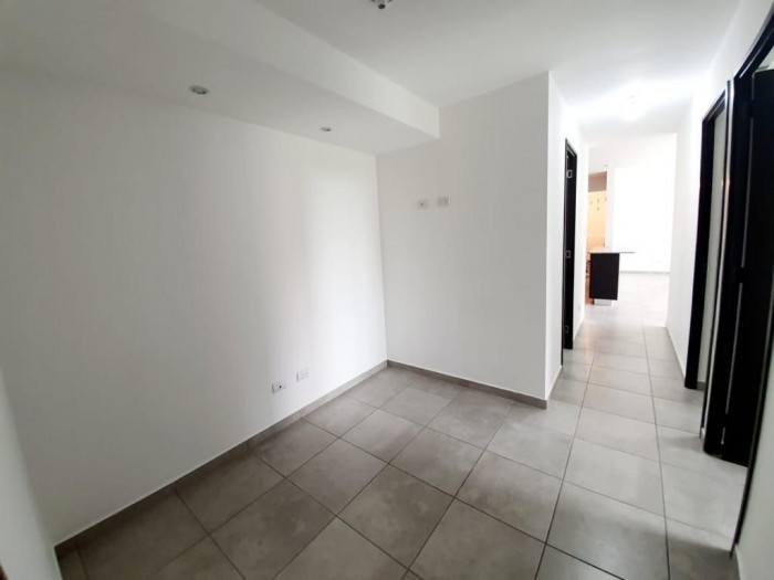 Venta de apartamento enMariscal Uno Uno, zona 11. - Image 4