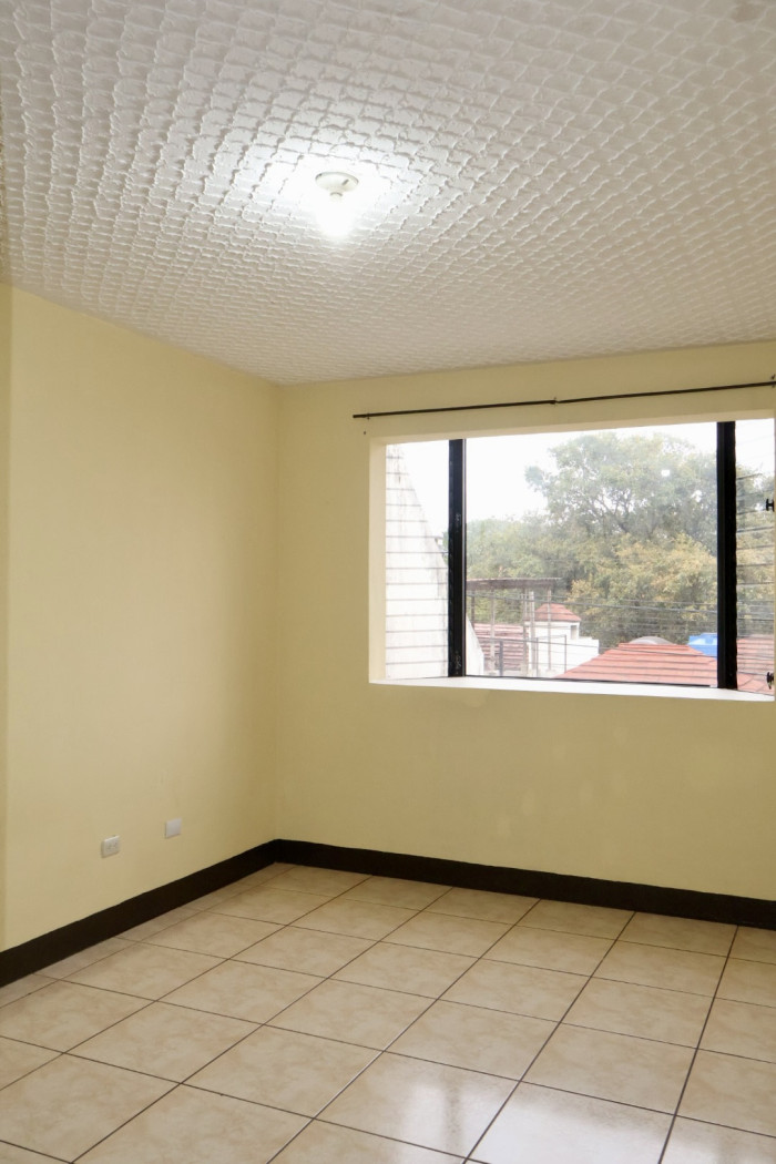 Condominio Pinares de Castilla- Casa en renta - 8