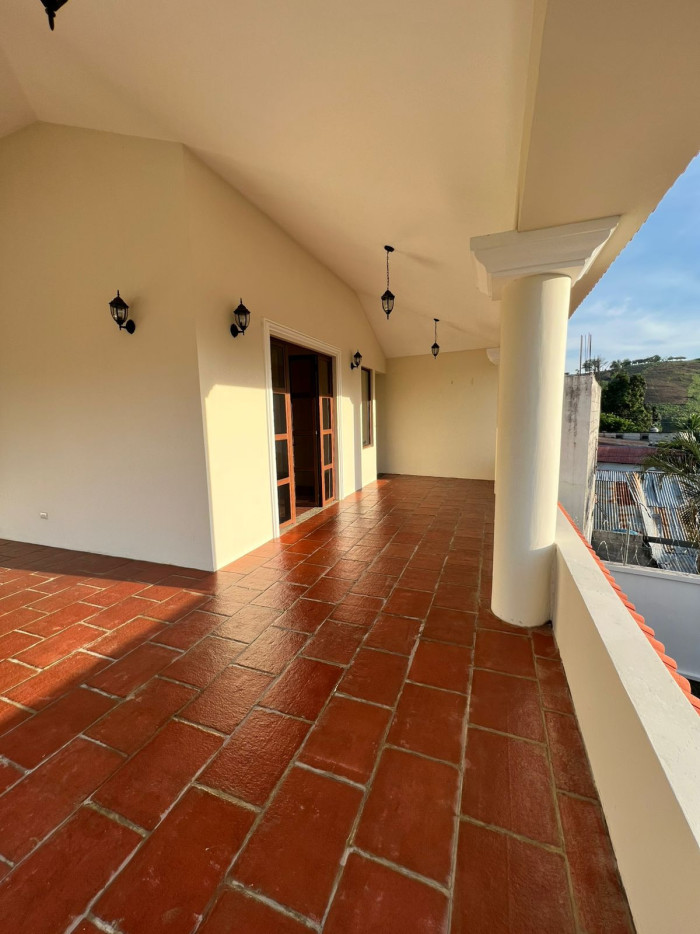 Casa grande en venta en Jutiapa sobre calle principal  - Miniatura 14
