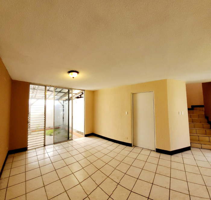 Vendo casa en condominio La Suiza 1 Mixco — foto 3
