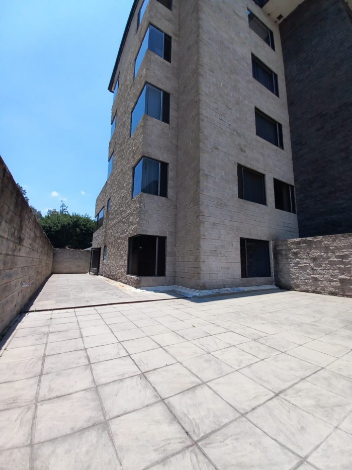 APARTAMENTO SUPER AMPLIO EN #VENTA ZONA 10 - Miniatura 8