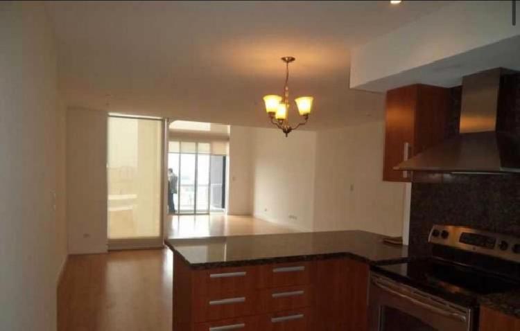 Rento amplio apartamento en zona 10, Diagonal 6. — foto 5