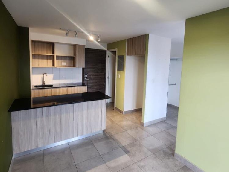 APARTAMENTO EN RENTA EN ZONA 2