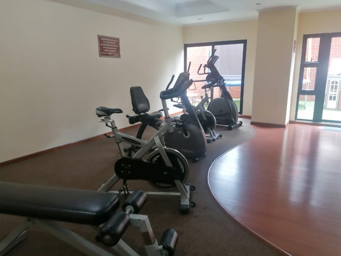 Apartamento En Renta Torre del Valle Amueblado Z. 10 - Image 2