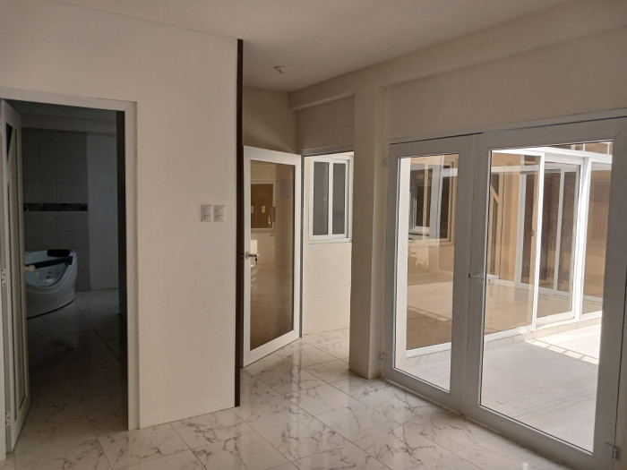 CASA REMODELADA EN VENTA EN ZONA 1 - Miniatura 7